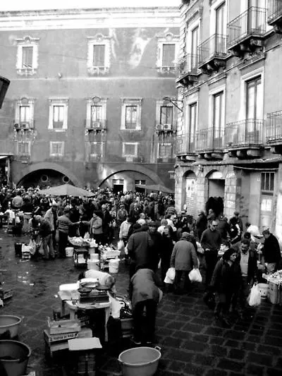 Hubhouse 2 Duomo Apartment Catania